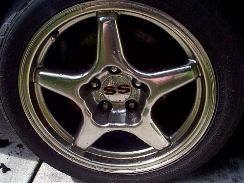 tires38.JPG (38462 bytes)