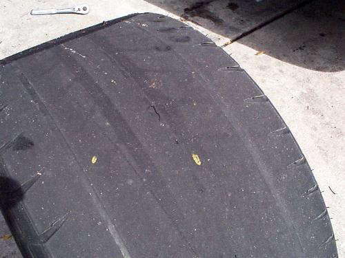 tires41.JPG (31869 bytes)